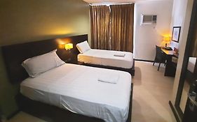 Lorenzzo Suites Manila